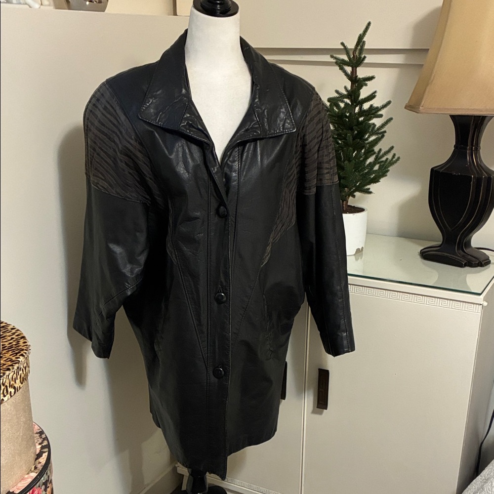 Vintage Oversized 90's Black Leather Jacket Size 8